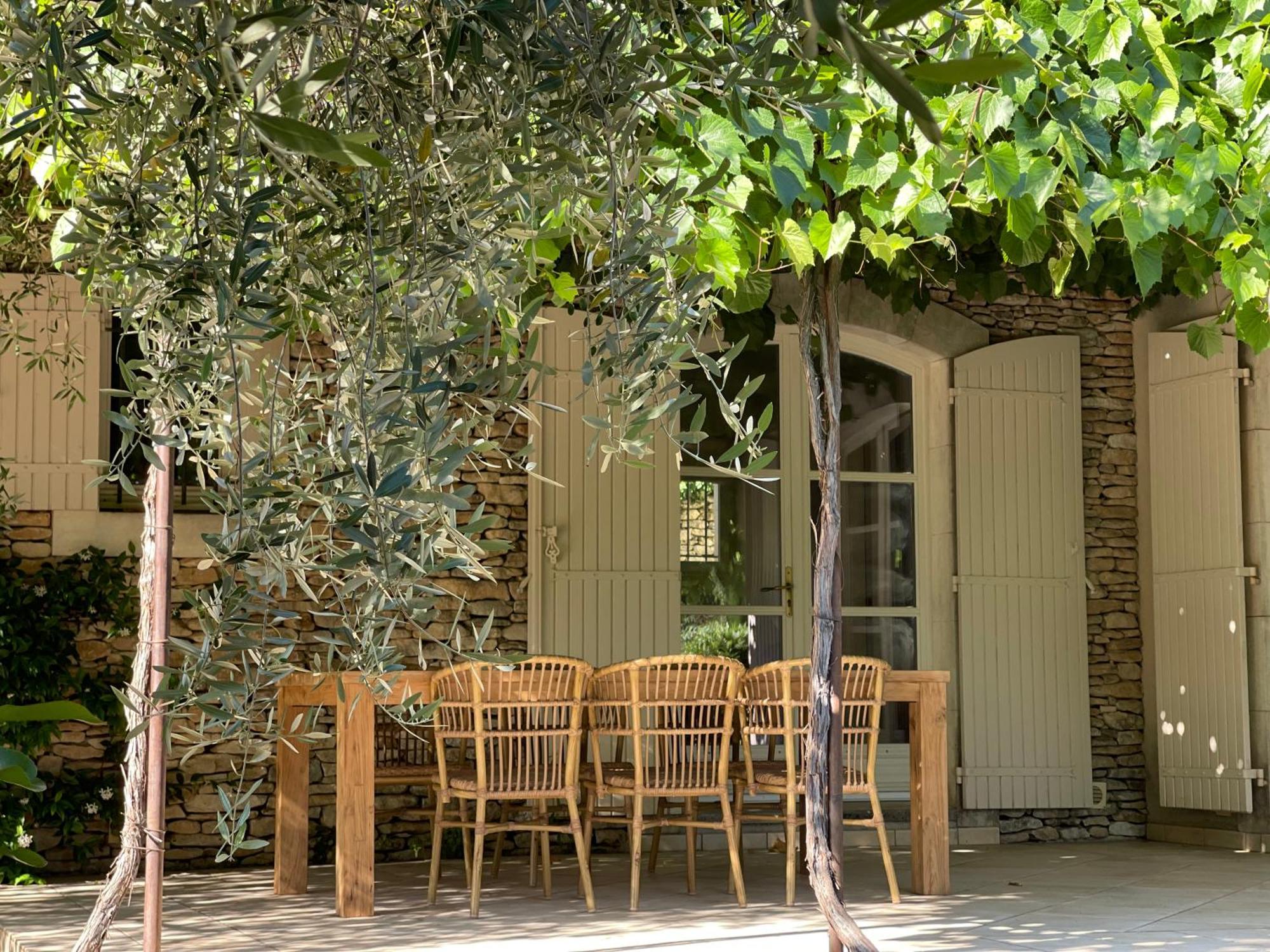 La Villa Baronnette Cabrières-dʼAvignon Exteriör bild